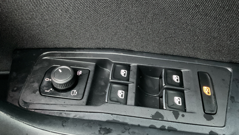 Volkswagen T-Roc 1.0 TSI 110 Active 5dr Petrol Hatchback